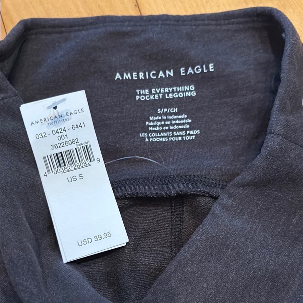 American Eagle pocket leggings - Picture 2 of 5